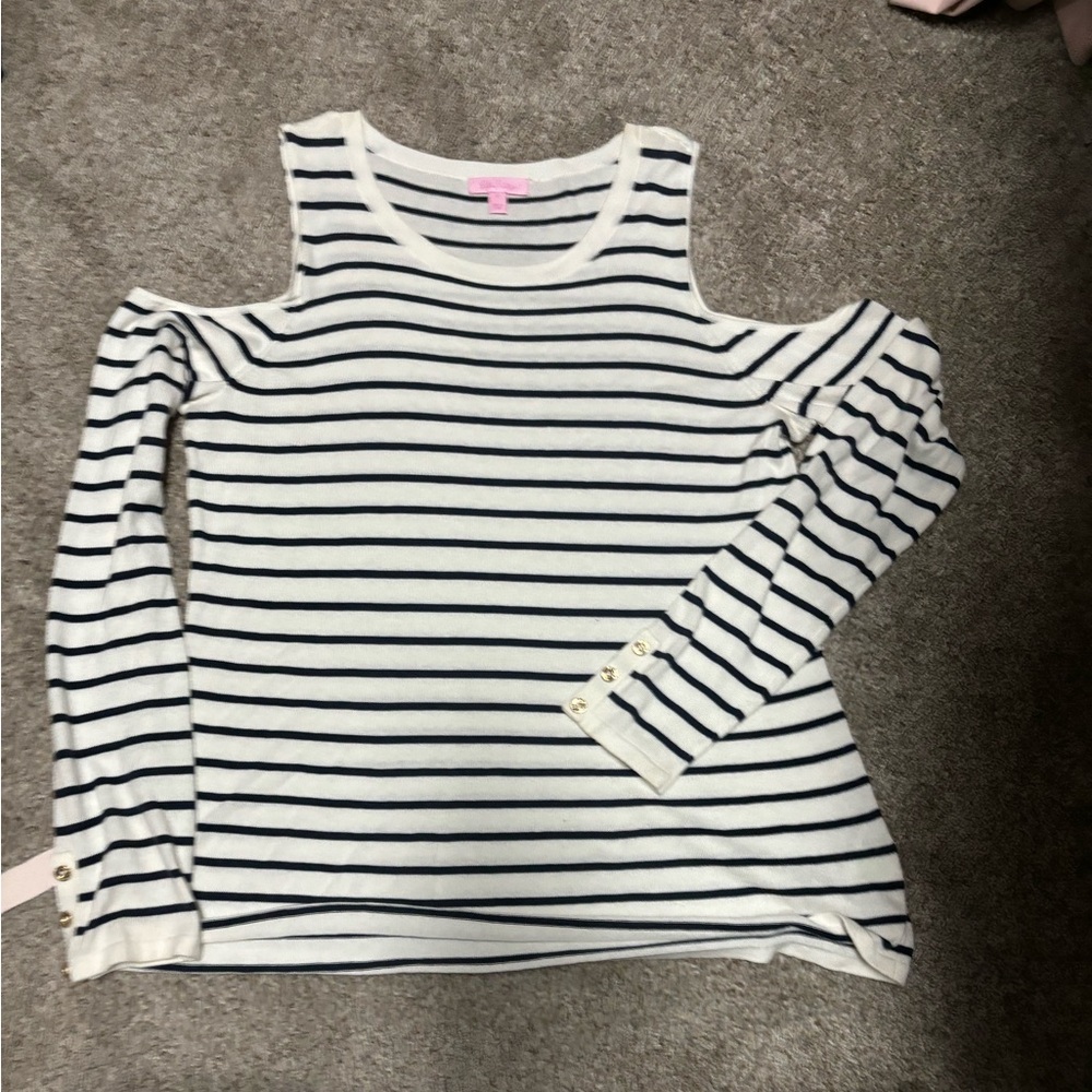 Lyon Cold shoulder sweater